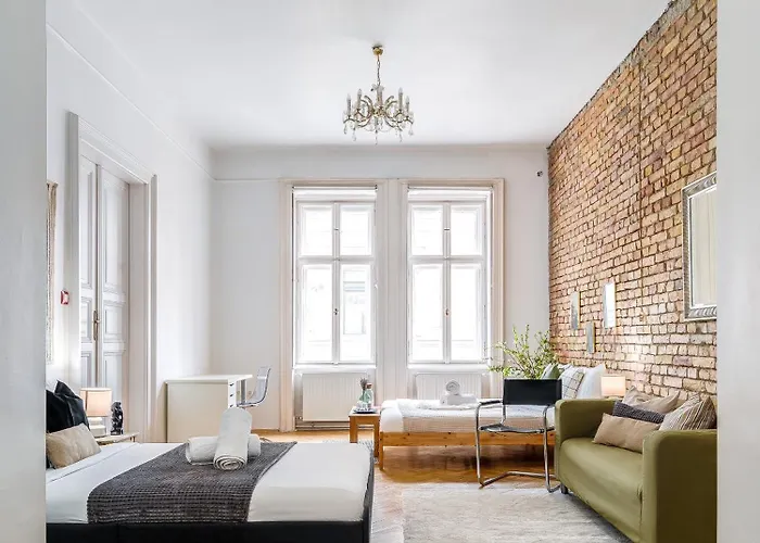 Vintage Budapest- Your Home In Downtown *
